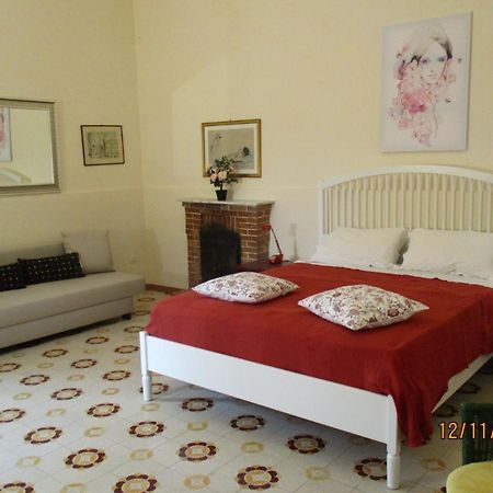 Resort Giardino Degli Aranci - Casa Lisca バロニッシ エクステリア 写真