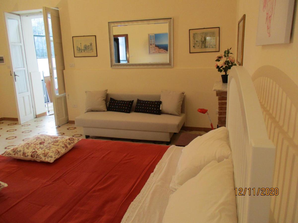 Resort Giardino Degli Aranci - Casa Lisca バロニッシ エクステリア 写真